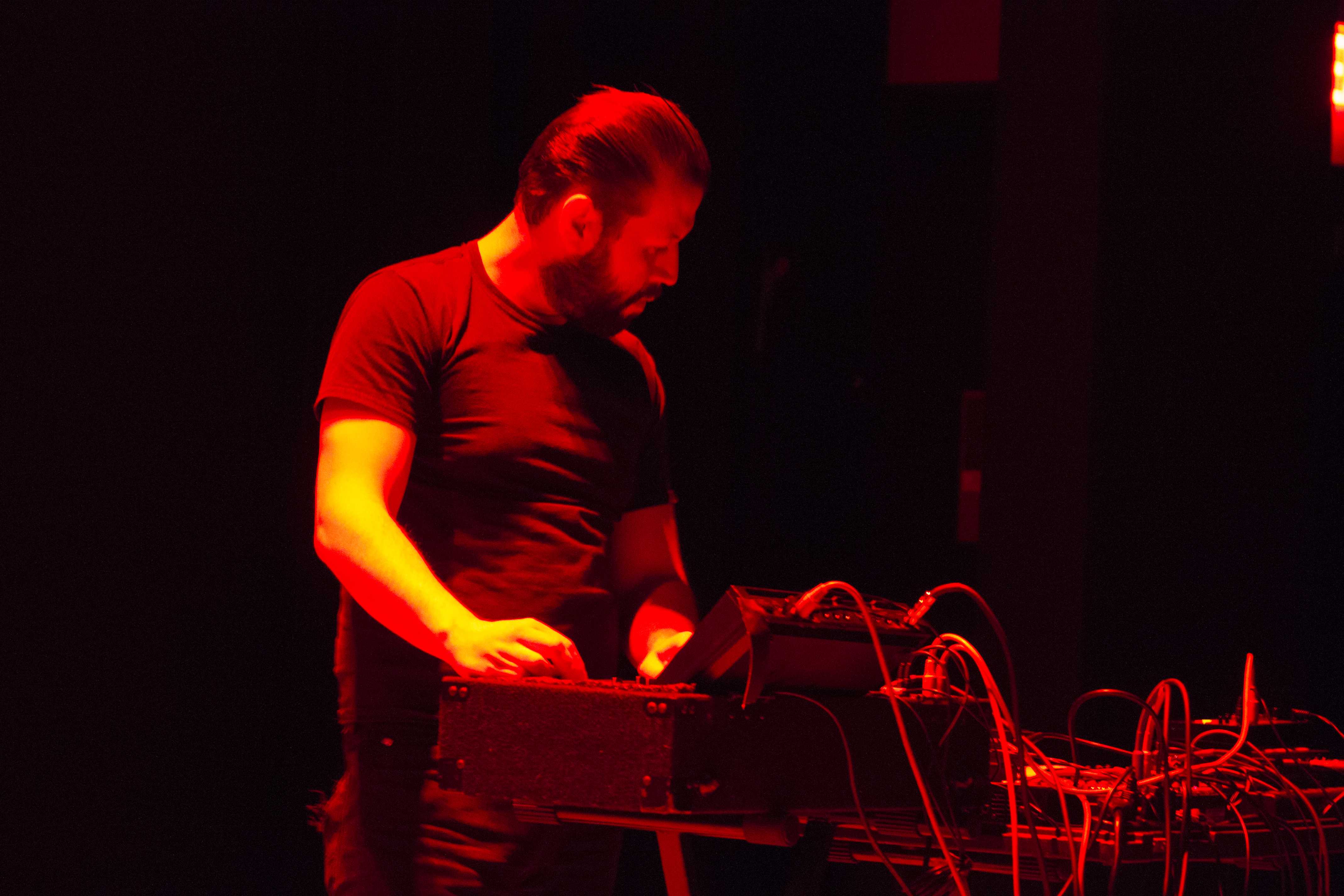 SSLEEPERHOLD @ UTD Plug and Play, 4/6/17 - photo by Demir Candas
