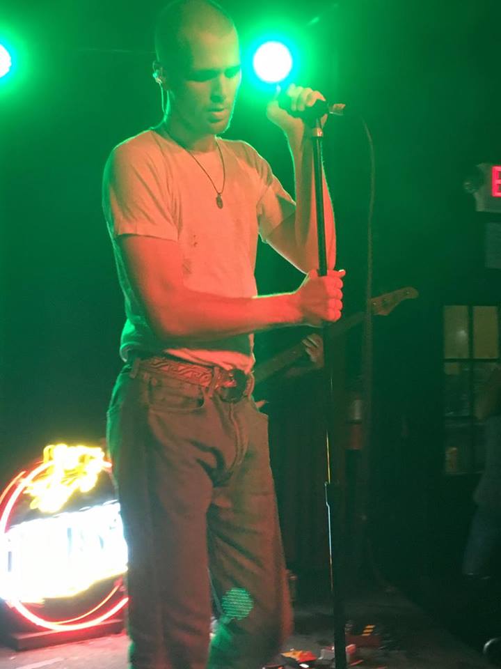 JMSN's Smooth Dance Moves Captivate his Fans