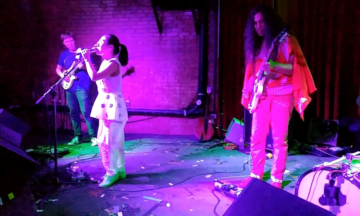 Deerhoof Goes All Out With a Minimal Setup